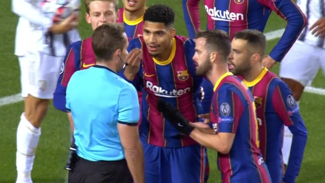  意甲裁判争议判罚引发舆论风暴  