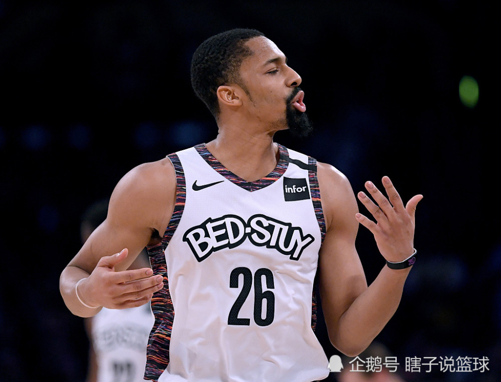  篮网官宣本西蒙斯赛季报销伤情  