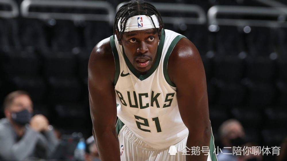  霍勒迪关键抢断雄鹿险胜76人  