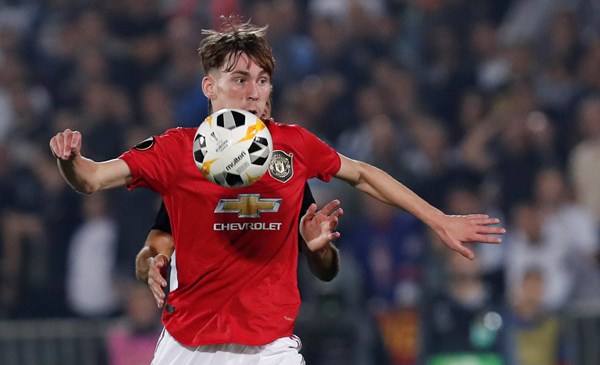  曼联青训小将救主，卡塞米罗红牌成转折  