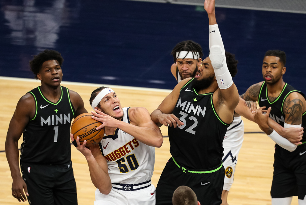  约基奇27+14+13，掘金横扫森林狼  